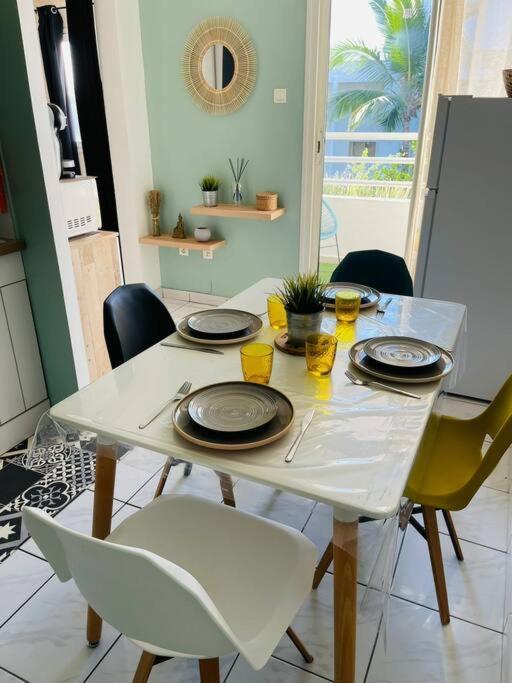 Appartement Idealement Situe Sur Boucan Canot Saint-Gilles-les-Bains Buitenkant foto